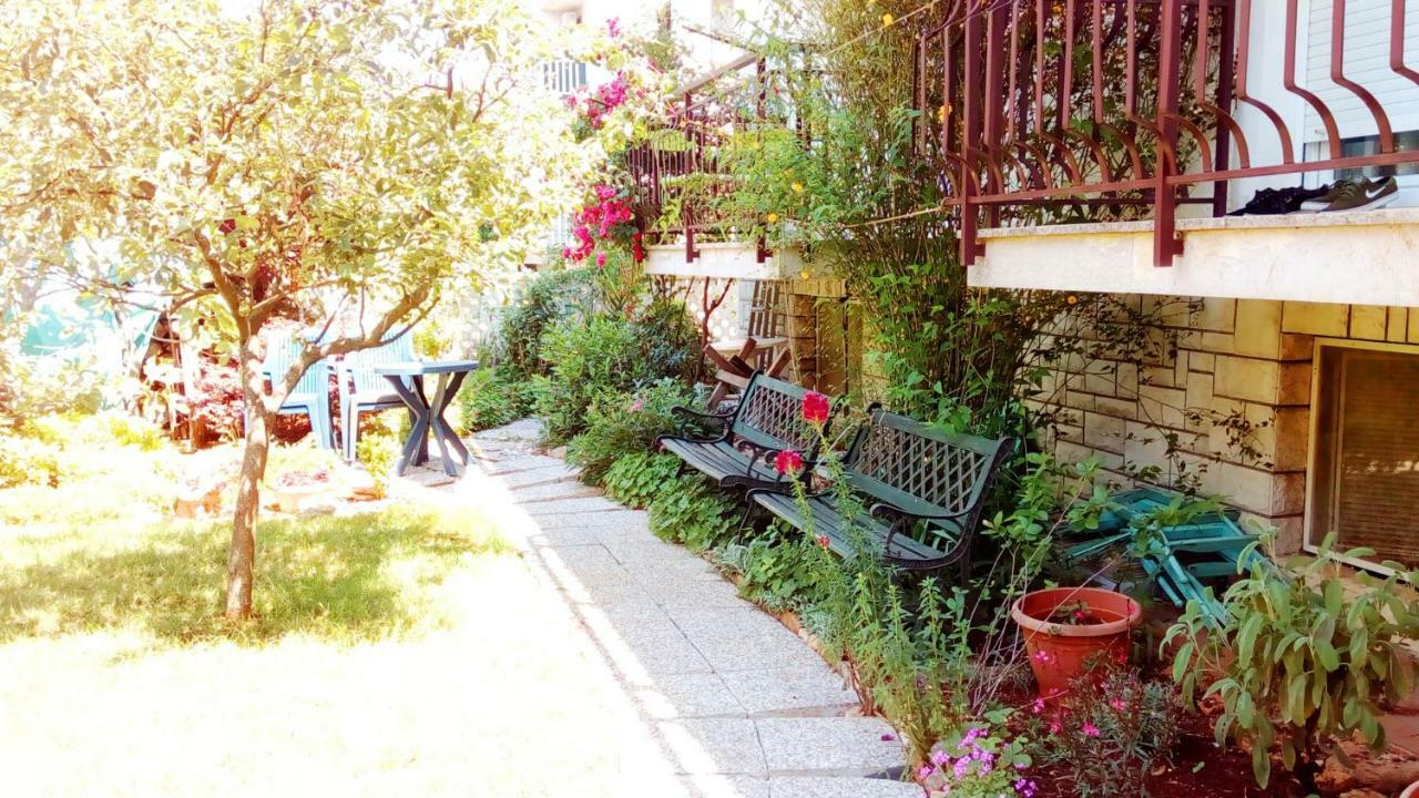 Apartmani Komunela 우마그 외부 사진