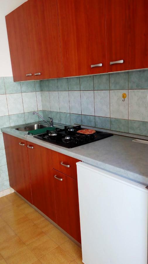 Apartmani Komunela 우마그 외부 사진