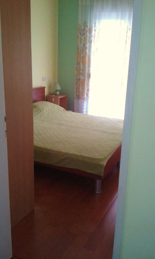 Apartmani Komunela 우마그 외부 사진